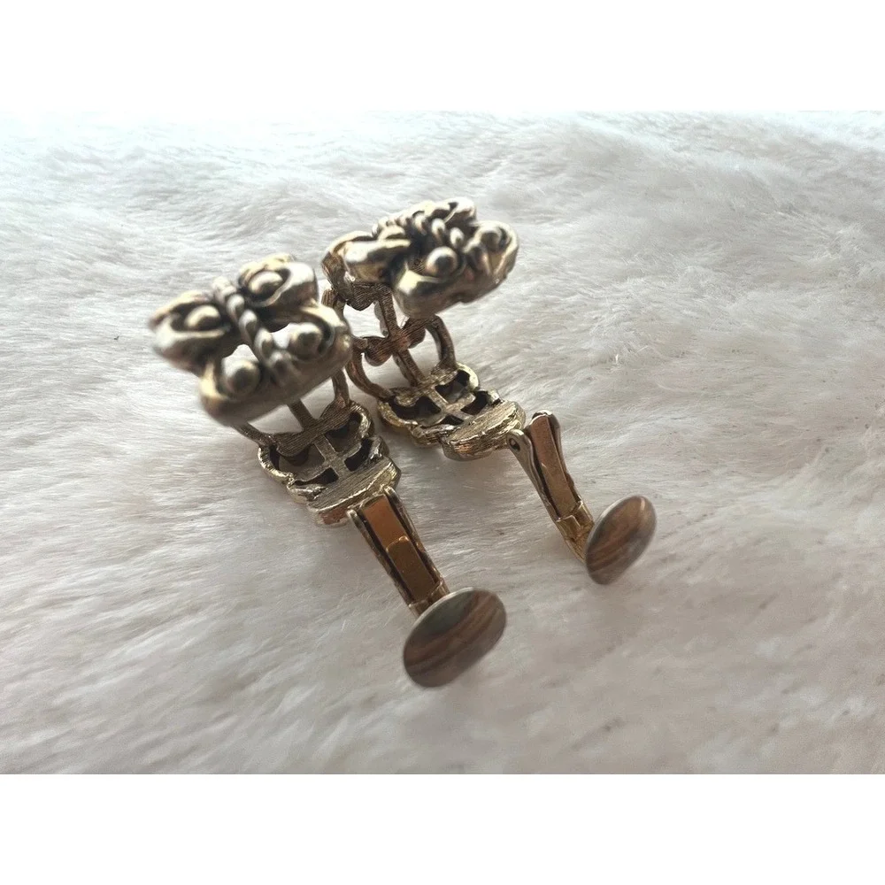 Avon Vintage Clip On J Hoop Earrings‎ Gold Tone Openwork Scroll Rope Baroque 80s